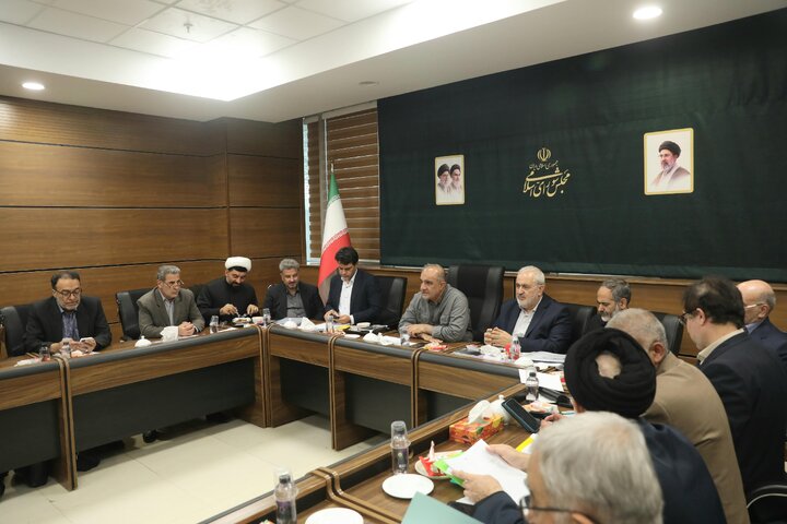 نشست کمیسیون کشاورزی مجلس با حضور وزیر نیرو