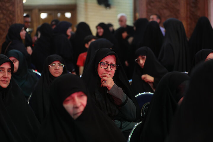 بزرگداشت رهبر شهید انقلاب و شهدای مدرسع شجره طیبه