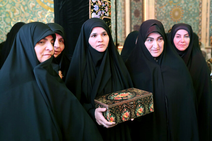 بزرگداشت رهبر شهید انقلاب و شهدای مدرسع شجره طیبه