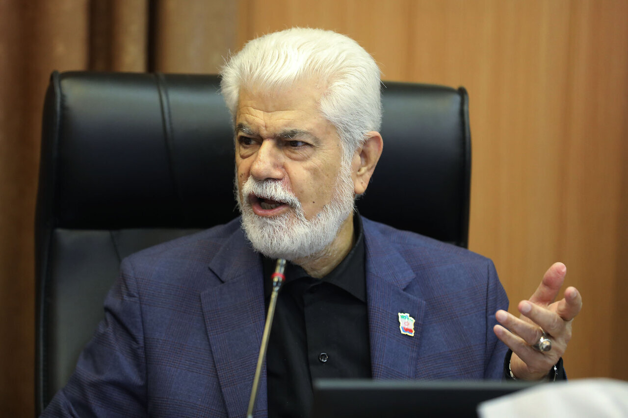 عرضه بی‌ضابطه دارو و مکمل‌ها در فضای مجازی باید ساماندهی شود