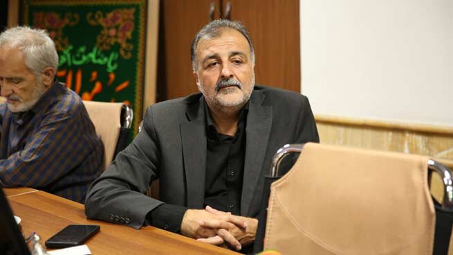 نشست اعضای کمیسیون اصل ۹۰ و فراکسیون زیارت با موضوع پارکینگ حرم رضوی