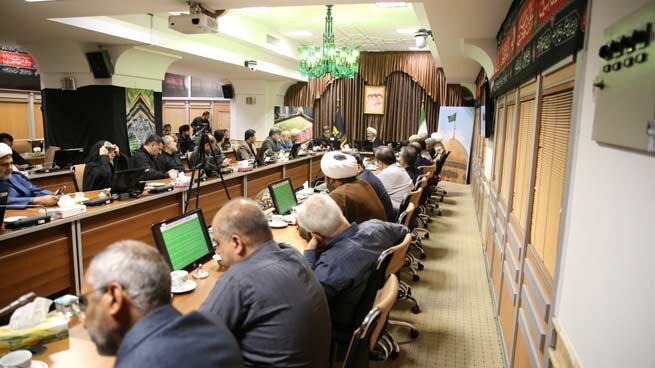 نشست اعضای کمیسیون اصل ۹۰ و فراکسیون زیارت با موضوع پارکینگ حرم رضوی
