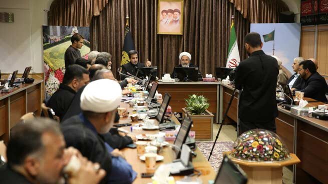 نشست اعضای کمیسیون اصل ۹۰ و فراکسیون زیارت با موضوع پارکینگ حرم رضوی
