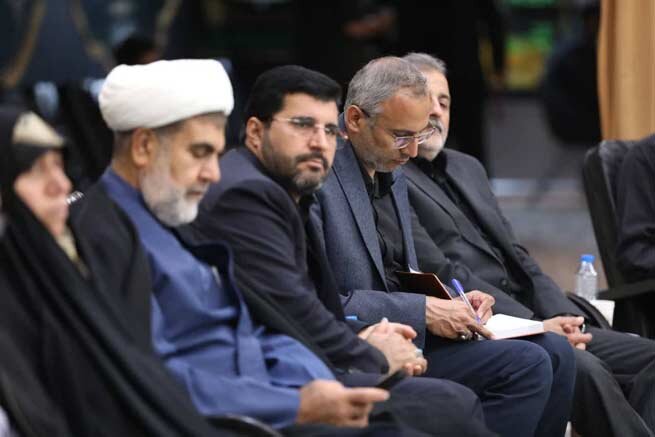 دیدار جمعی از نمایندگان مجلس با نماینده ولی فقیه در خراسان رضوی