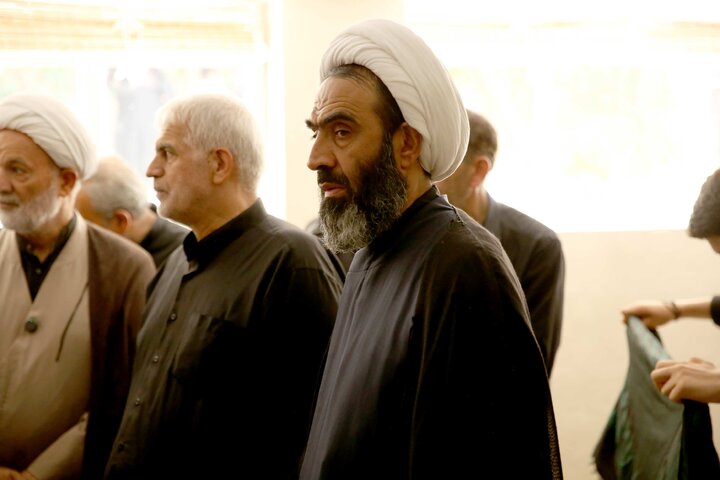بازدید جمعی از نمایندگان مجلس از منزل رهبر شهید انقلاب در مشهد