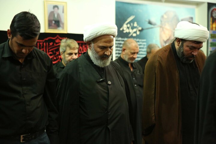 بازدید جمعی از نمایندگان مجلس از منزل رهبر شهید انقلاب در مشهد