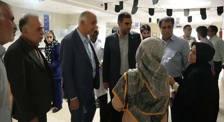 پیگیری پوردهقان برای بهبود کیفیت خدمات رسانی در کلینیک تامین اجتماعی اردکان 