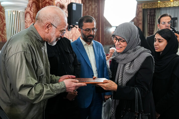 مراسم بزرگداشت روز خبرنگار با حضور دکتر قالیباف و اعضای هیئت رئیسه مجلس
