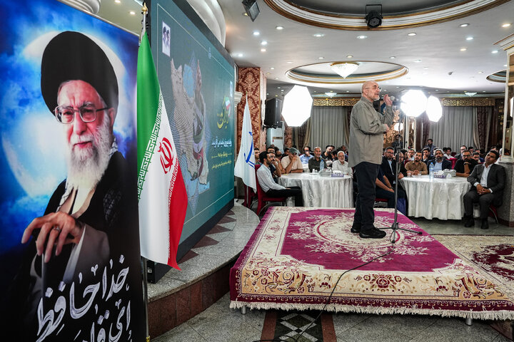 مراسم بزرگداشت روز خبرنگار با حضور دکتر قالیباف و اعضای هیئت رئیسه مجلس