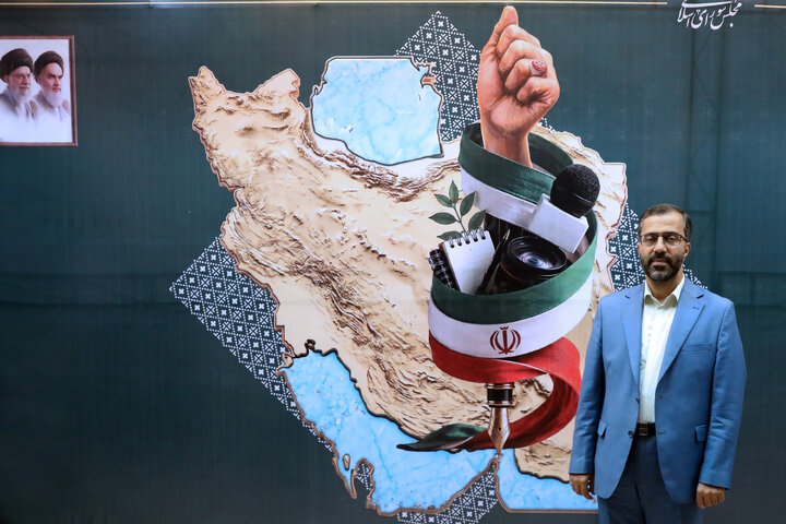 مراسم تکریم خبرنگاران پارلمانی
