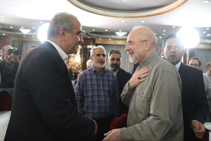 مراسم تکریم خبرنگاران پارلمانی