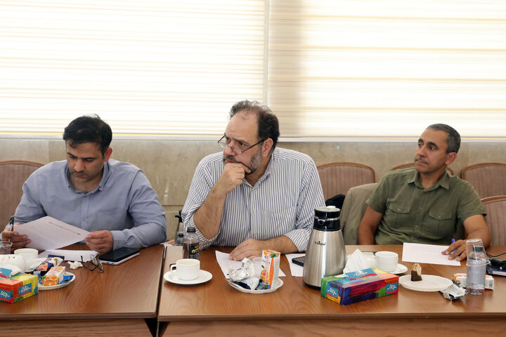 نشست 25 مرداد 1405کمیسیون آموزش و تحقیقات