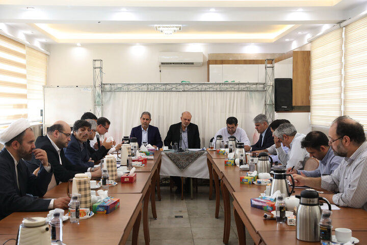 نشست 25 مرداد 1405کمیسیون آموزش و تحقیقات