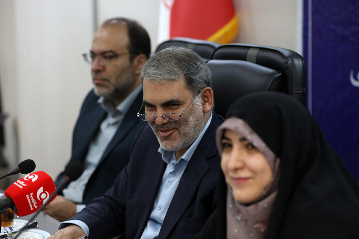 کمیسیون اصل 44 با اصحاب رسانه