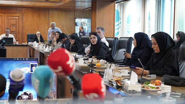 مراسم تجلیل از خبرنگاران و اصحاب رسانه در مرکز پژوهش های مجلس