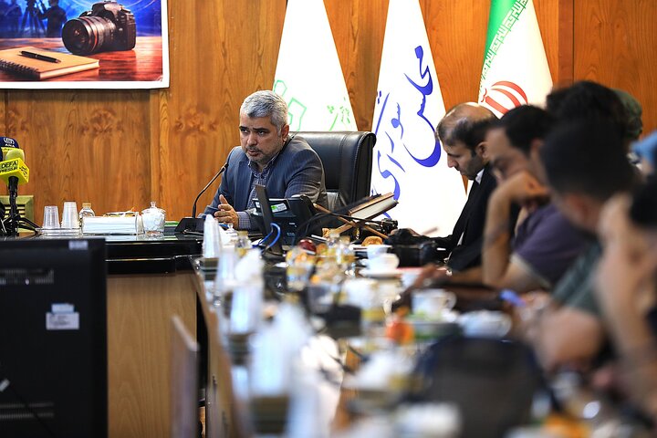 مراسم تجلیل از خبرنگاران و اصحاب رسانه در مرکز پژوهش های مجلس