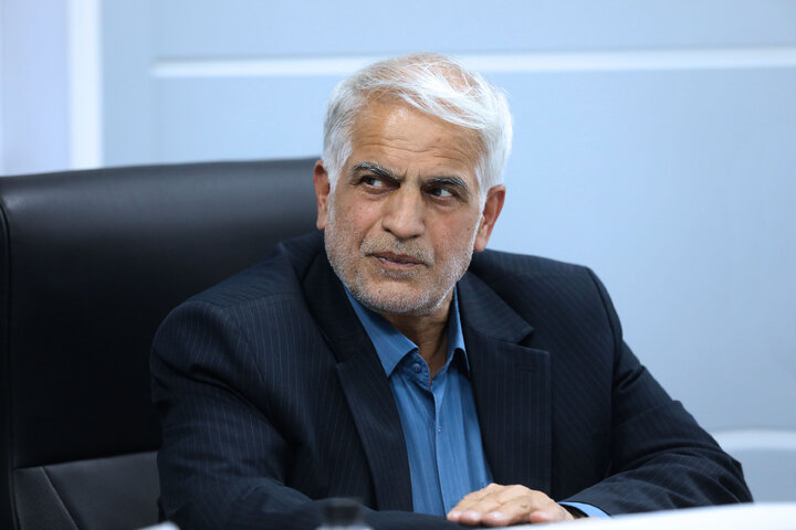 نشست کمیسیون اصل نود با استاندار کرمان
