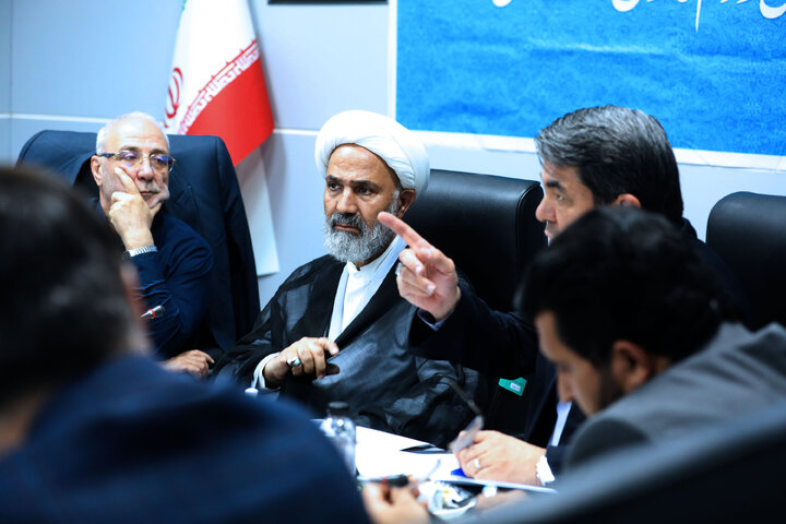 نشست کمیسیون اصل نود با استاندار کرمان