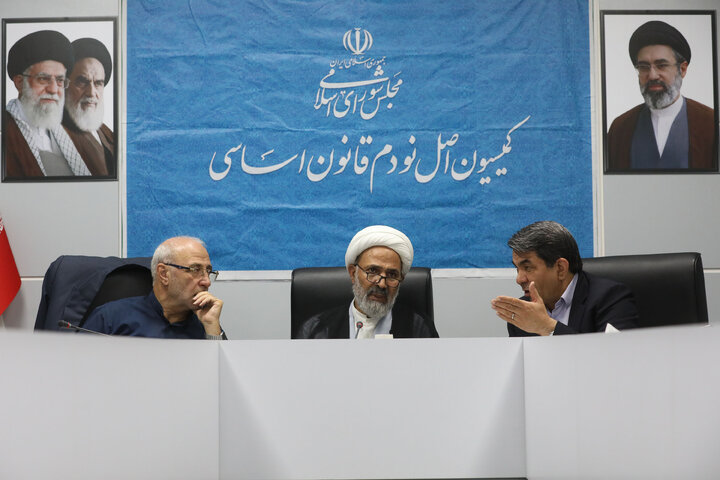نشست کمیسیون اصل نود با استاندار کرمان