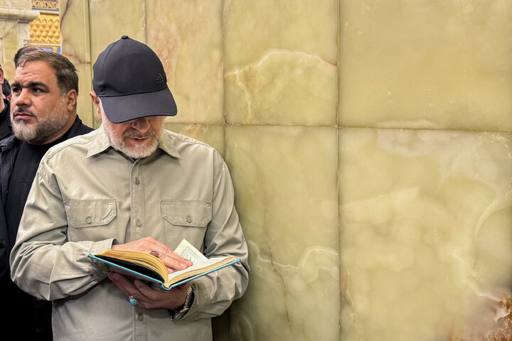 زیارت حرم امام موسی کاظم(ع) و امام جواد(ع) در کاظمین توسط دکتر قالیباف