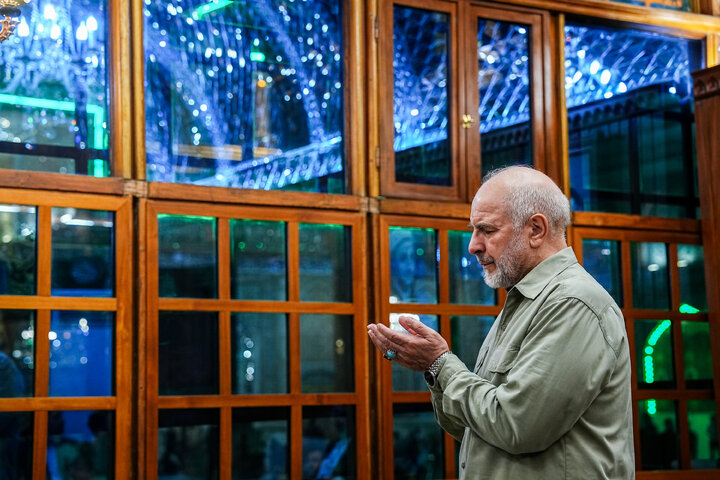 زیارت حرم امام موسی کاظم(ع) و امام جواد(ع) در کاظمین توسط دکتر قالیباف