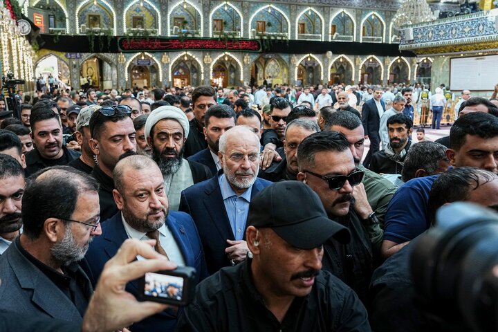 زیارت حرم حضرت ابالفضل العباس علیه‌السلام توسط دکتر قالیباف - کربلای معلی