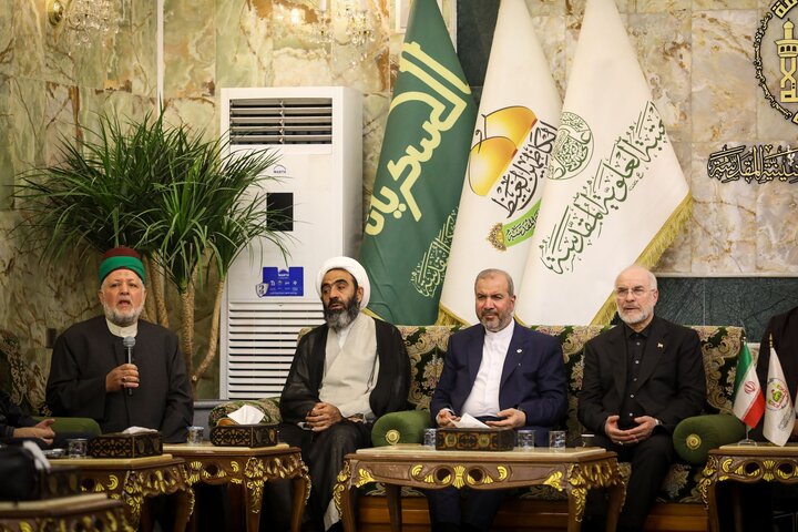 تشرف هیأت پارلمانی ایران به حرم امام حسین(ع)