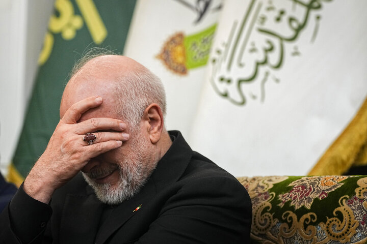 زیارت حرم امام حسین(ع) توسط دکتر قالیباف - کربلای معلی
