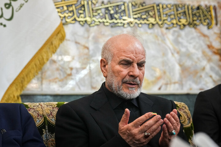 زیارت حرم امام حسین(ع) توسط دکتر قالیباف - کربلای معلی