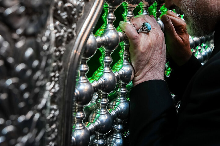 زیارت حرم امام حسین(ع) توسط دکتر قالیباف - کربلای معلی