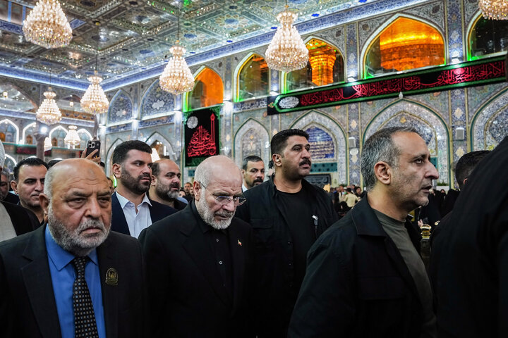 زیارت حرم امام حسین(ع) توسط دکتر قالیباف - کربلای معلی