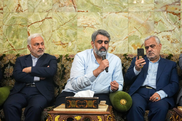 زیارت حرم امام حسین(ع) توسط دکتر قالیباف - کربلای معلی