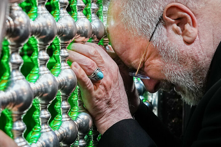 زیارت حرم امام حسین(ع) توسط دکتر قالیباف - کربلای معلی