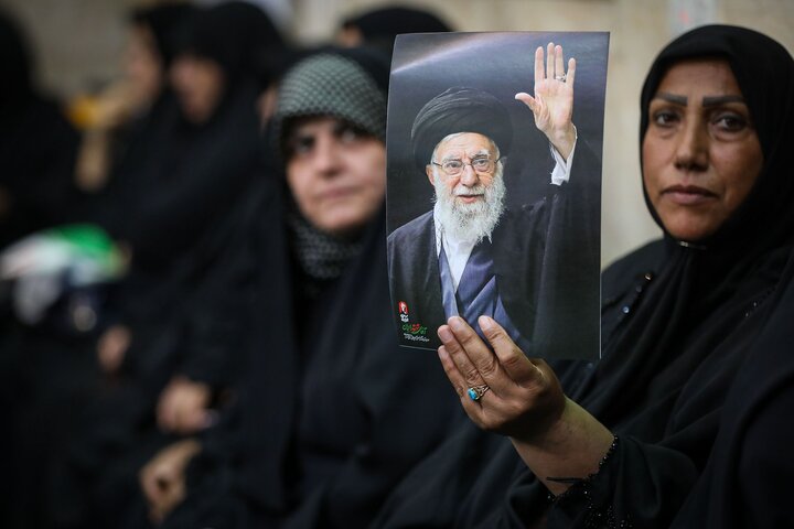 مراسم چهلمین روز تدفین رهبر شهید انقلاب با حضور دکتر قالیباف