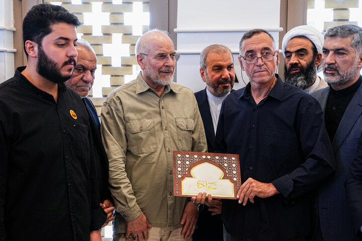 حضور دکتر قالیباف بر سر مزار شهید ابومهدی المهندس