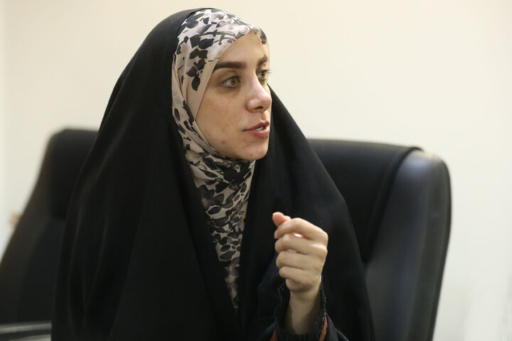 نشست خبری خدادادی رئیس فراکسیون زنان و خانواده مجلس با اصحاب رسانه