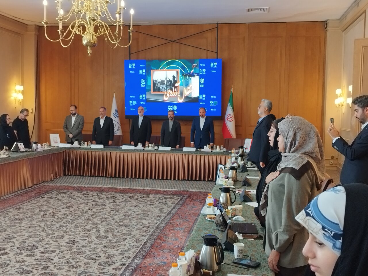 تحریم و فشار اقتصادی نوعی تروریسم است
