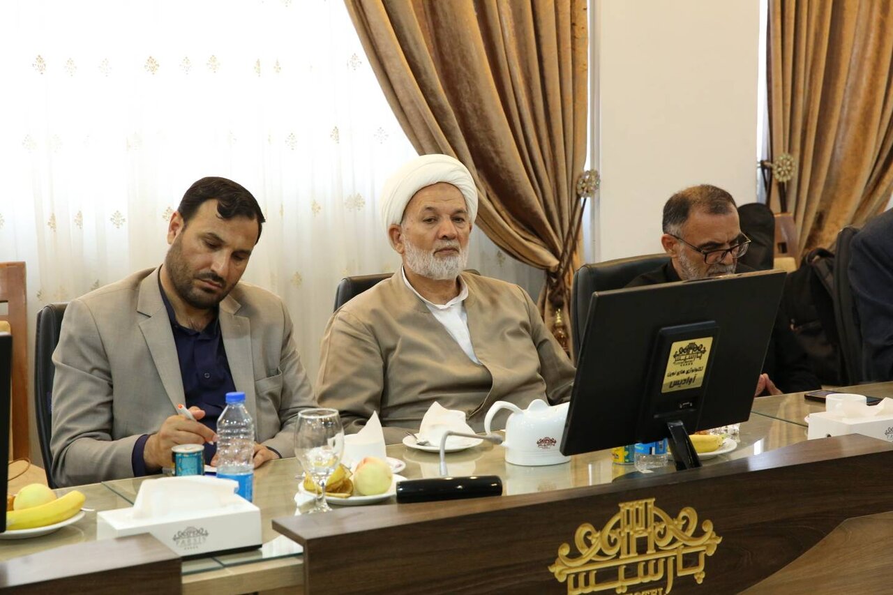 برای مشکلات گردشگری کارگروه پیگیری تشکیل شود