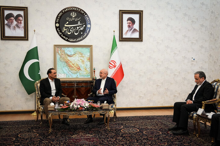 دیدار عاصم منیر فرمانده ارتش پاکستان با دکتر قالیباف