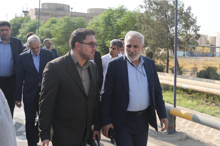 بازدید کمیسیون اجتماعی از پالایشگاه شرکت نفت ایرانول و شرکت نفت پاسارگاد