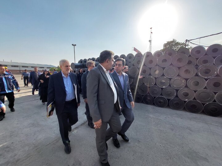 بازدید کمیسیون اجتماعی از پالایشگاه شرکت نفت ایرانول و شرکت نفت پاسارگاد