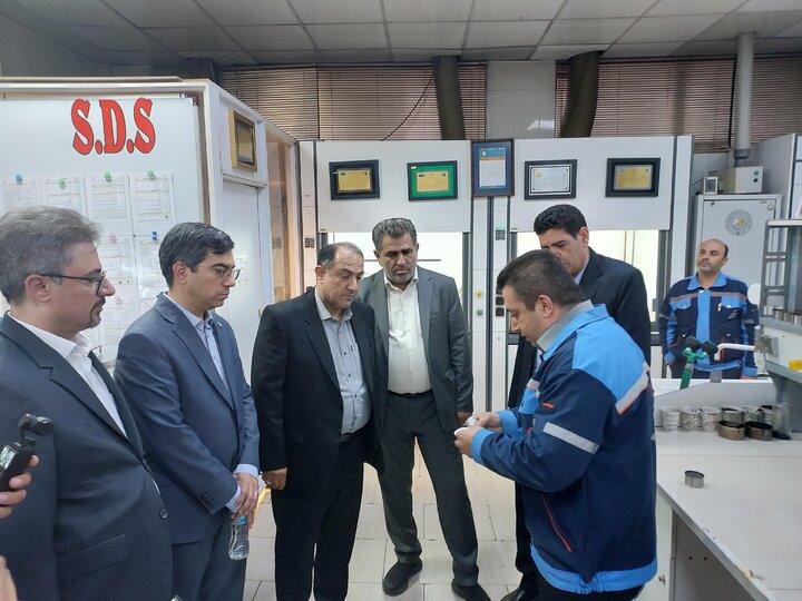 بازدید کمیسیون اجتماعی از پالایشگاه شرکت نفت ایرانول و شرکت نفت پاسارگاد