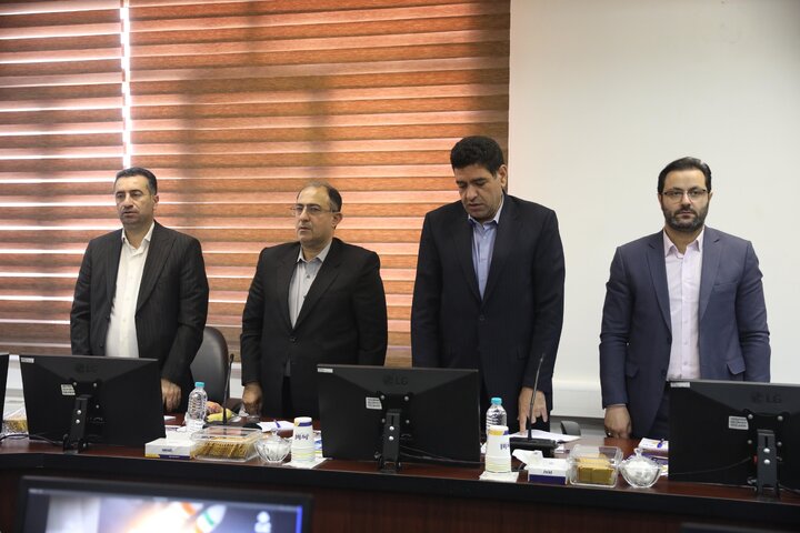 نشست کمیسیون اجتماعی مجلس با مدیرعامل شستا و تاپیکو