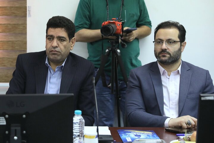 نشست کمیسیون اجتماعی مجلس با مدیرعامل شستا و تاپیکو