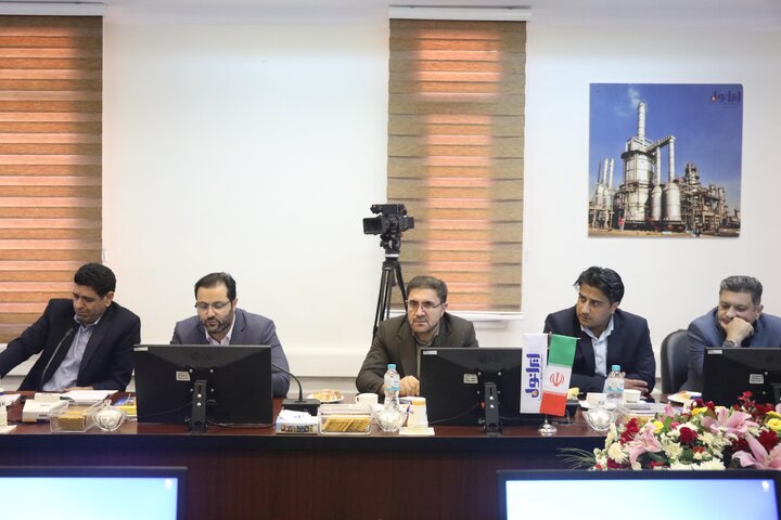 نشست کمیسیون اجتماعی مجلس با مدیرعامل شستا و تاپیکو