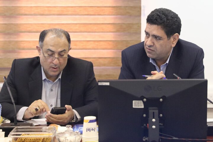 نشست کمیسیون اجتماعی مجلس با مدیرعامل شستا و تاپیکو