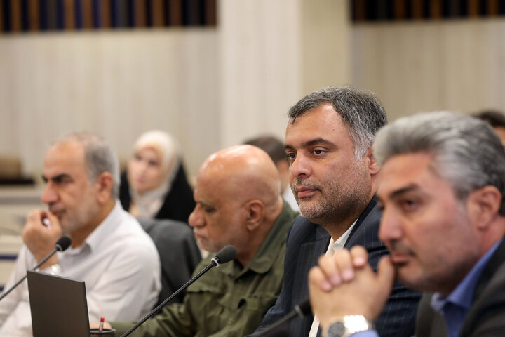 نشست اعضای کمیسیون اقتصادی بامدیران بانک مرکزی