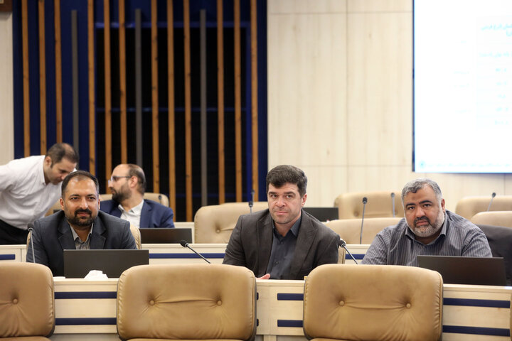 نشست اعضای کمیسیون اقتصادی بامدیران بانک مرکزی