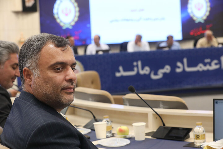 نشست اعضای کمیسیون اقتصادی بامدیران بانک مرکزی