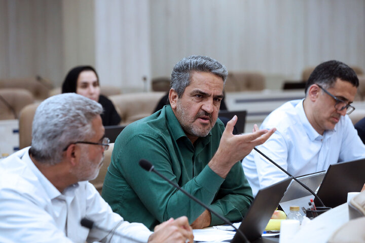 نشست اعضای کمیسیون اقتصادی بامدیران بانک مرکزی